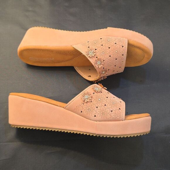 BRAND NEW KECOM WOMEN's FLORAL STUDDED DESIGN DETAIL SLIDE WEDGE SANDAL - Picture 5 of 14